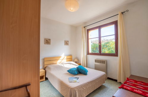 Foto 10 - Appartamento con 3 camere da letto a La Croix-Valmer con vista mare