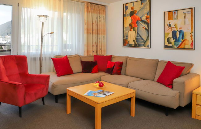 Apartamento de 3 quartos em Davos com jardim e terraço - Foto 1