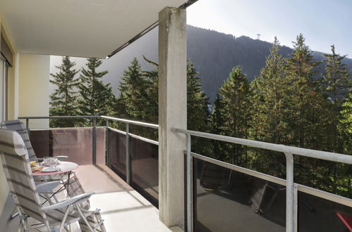 Foto 16 - Apartamento de 2 quartos em Davos com jardim e vista para a montanha