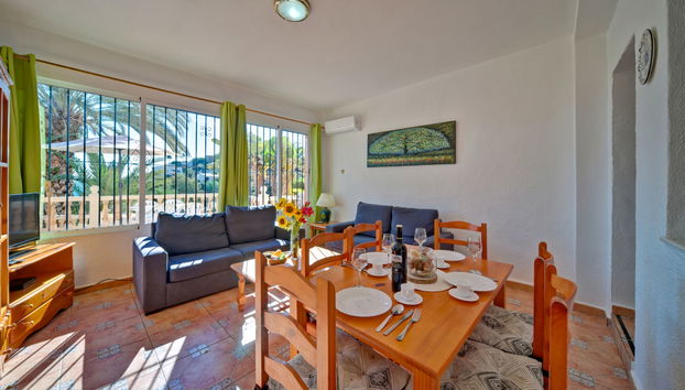 Appartamento con 3 camere da letto a Calp con piscina e giardino - Foto 3