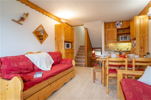Foto 6 - Apartment mit 1 Schlafzimmer in Les Belleville mit blick auf die berge