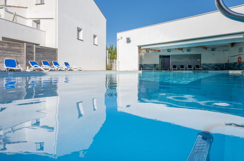 Foto 16 - Apartamento de 2 quartos em Noirmoutier-en-l'Île com piscina e terraço