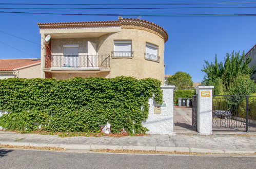 Foto 17 - Apartamento de 2 quartos em Saint-Cyr-sur-Mer com terraço e vistas do mar