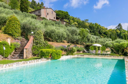 Foto 35 - Casa de 3 quartos em Pescia com piscina e jardim