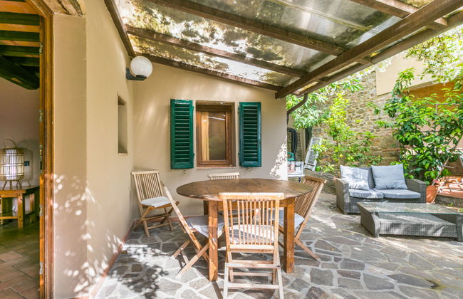 Casa de 3 quartos em Pescia com piscina e jardim - Foto 29