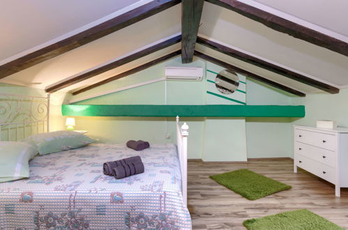 Foto 30 - Casa con 3 camere da letto a Sveta Nedelja con piscina privata e vista mare