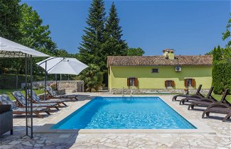 Foto 1 - Casa de 3 quartos em Sveta Nedelja com piscina privada e vistas do mar