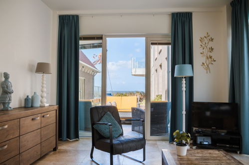 Photo 11 - Maison de 1 chambre à Egmond aan Zee avec terrasse et vues à la mer
