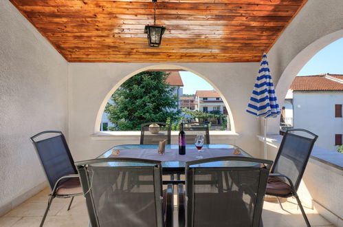 Photo 11 - 3 bedroom Apartment in Poreč with terrace and sea view