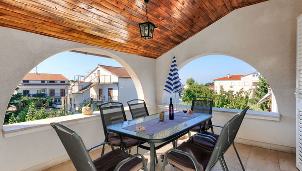 Apartamento de 3 quartos em Poreč com jardim e terraço - Foto 2