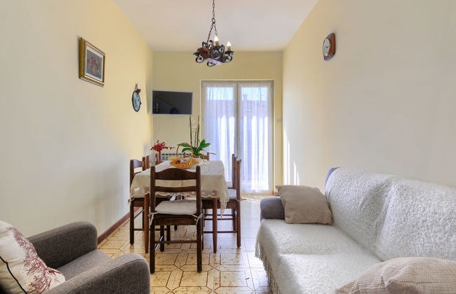 Apartamento de 3 quartos em Poreč com jardim e terraço - Foto 7