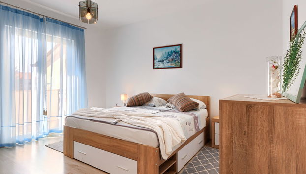 Apartamento de 3 quartos em Poreč com jardim e terraço - Foto 4