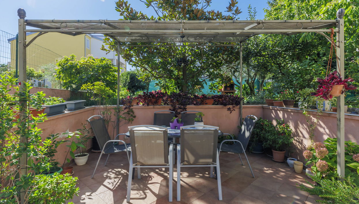 Apartamento de 3 quartos em Poreč com jardim e terraço - Foto 1