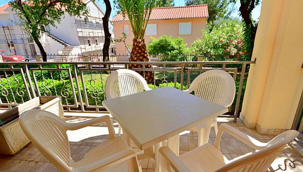 Appartamento con 2 camere da letto a Orebić con piscina e giardino - Foto 4