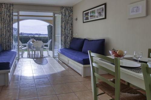 Photo 8 - Appartement de 1 chambre à Six-Fours-les-Plages avec piscine et jardin