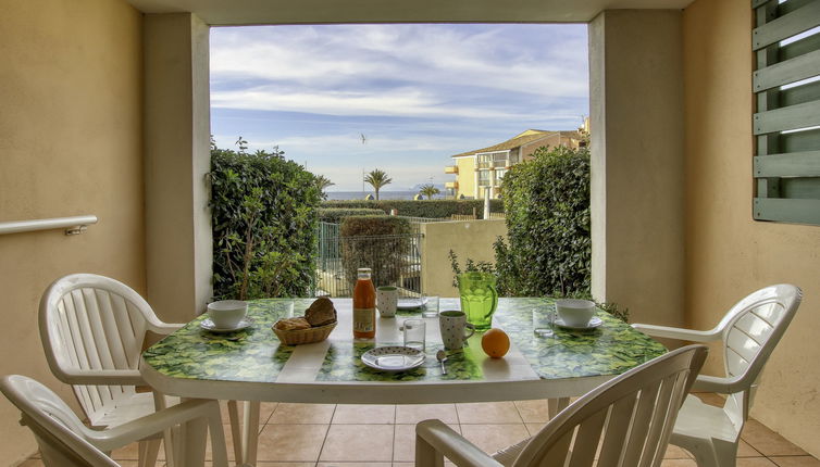 Photo 1 - Appartement de 1 chambre à Six-Fours-les-Plages avec piscine et jardin