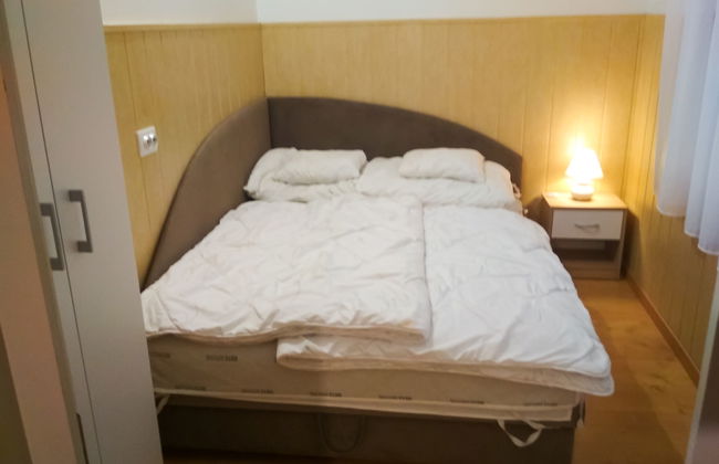 Casa de 5 quartos em Balatonkeresztúr com piscina privada e jardim - Foto 13