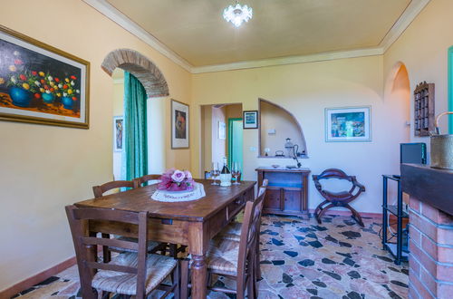 Photo 11 - 3 bedroom Apartment in San Miniato with swimming pool and garden