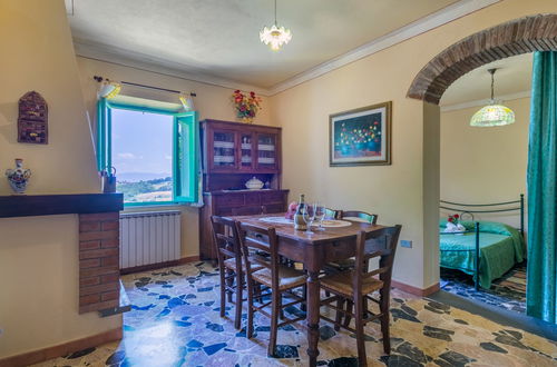 Photo 19 - 3 bedroom Apartment in San Miniato with swimming pool and garden