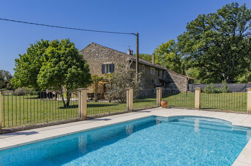 Foto 1 - Casa de 4 quartos em Richerenches com piscina privada e jardim