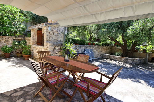 Photo 17 - Maison de 2 chambres à Korčula avec jardin et terrasse