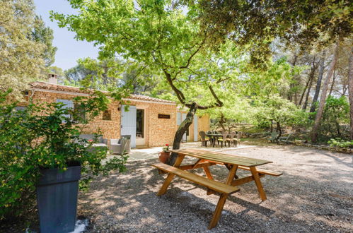 Foto 27 - Casa de 3 quartos em Pernes-les-Fontaines com piscina privada e terraço