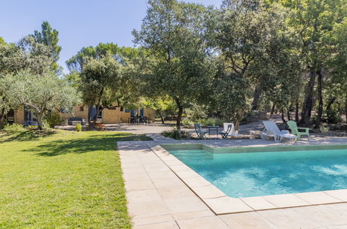 Foto 30 - Haus mit 4 Schlafzimmern in Pernes-les-Fontaines mit privater pool und garten