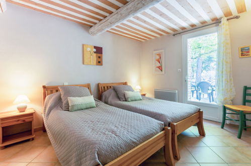 Foto 15 - Casa con 3 camere da letto a Pernes-les-Fontaines con piscina privata e terrazza