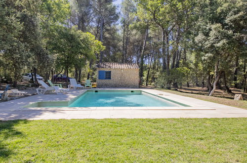 Foto 17 - Haus mit 4 Schlafzimmern in Pernes-les-Fontaines mit privater pool und garten
