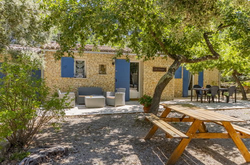 Foto 40 - Haus mit 4 Schlafzimmern in Pernes-les-Fontaines mit privater pool und garten