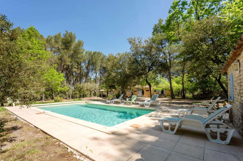 Foto 18 - Casa con 3 camere da letto a Pernes-les-Fontaines con piscina privata e giardino