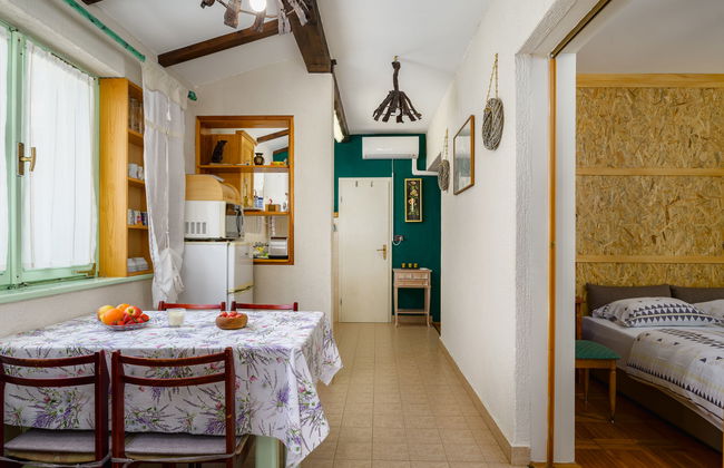 Apartamento de 2 quartos em Tinjan com piscina privada e jardim - Foto 7