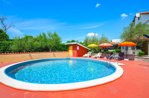 Photo 11 - Appartement de 2 chambres à Tinjan avec piscine privée et jardin