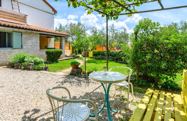 Apartamento de 2 quartos em Tinjan com piscina privada e jardim - Foto 10