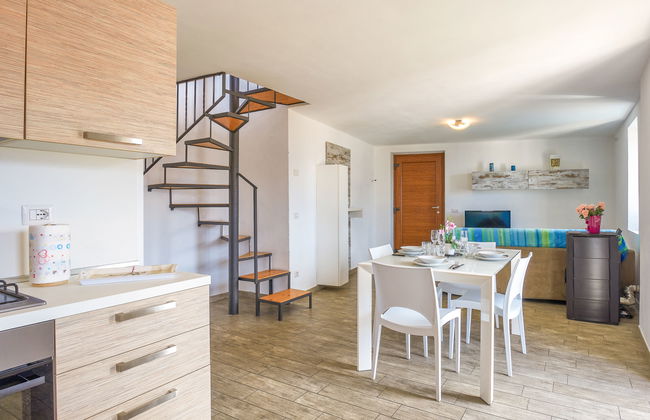 Apartamento de 4 quartos em Vercana com jardim e terraço - Foto 7