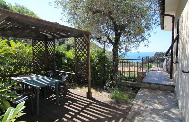 Apartamento de 3 quartos em Moneglia com piscina e jardim - Foto 5