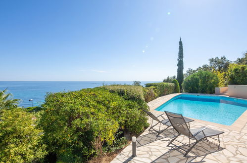 Photo 20 - 4 bedroom House in Sainte-Maxime with private pool and sea view