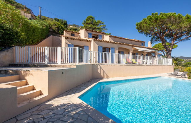 Haus mit 5 Schlafzimmern in Sainte-Maxime mit privater pool und garten - Foto 2