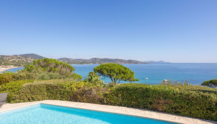 Foto 1 - Casa de 4 quartos em Sainte-Maxime com piscina privada e vistas do mar