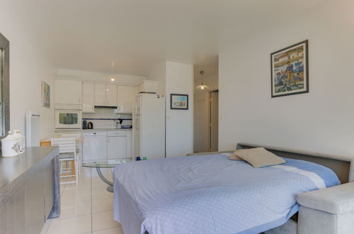 Foto 12 - Apartamento de 1 habitación en Saint-Jean-de-Luz con terraza y vistas al mar