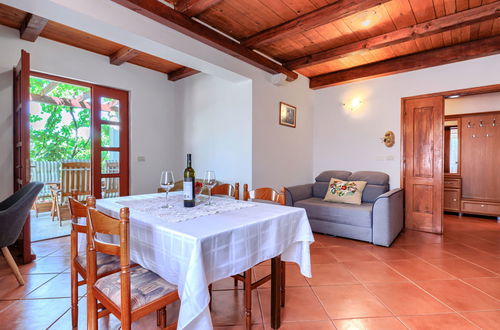 Foto 4 - Apartamento de 2 quartos em Kanfanar com piscina e jardim