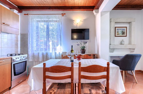 Foto 17 - Apartamento de 2 quartos em Kanfanar com piscina e jardim