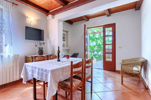 Foto 9 - Apartamento de 2 quartos em Kanfanar com piscina e jardim