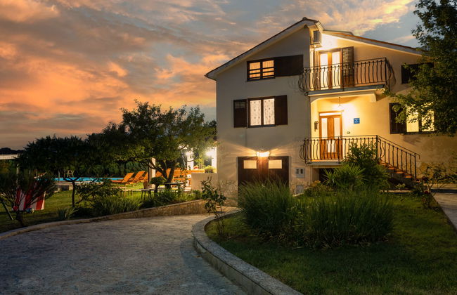 Casa de 6 quartos em Pićan com piscina privada e jardim - Foto 28