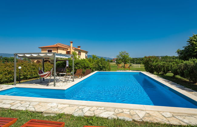 Casa de 6 quartos em Pićan com piscina privada e jardim - Foto 52
