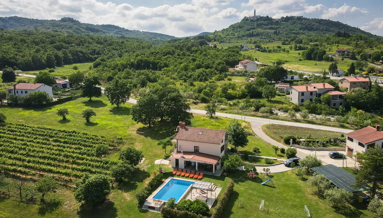 Photo 1 - 5 bedroom House in Pićan with private pool and garden