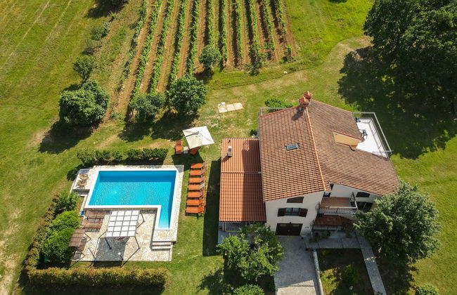 Casa de 6 quartos em Pićan com piscina privada e jardim - Foto 24