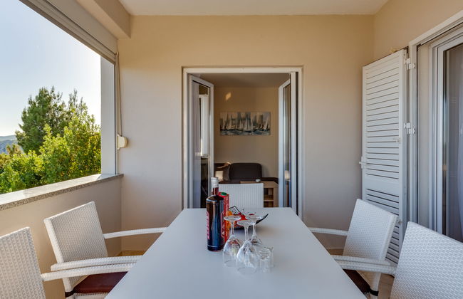 Apartamento de 3 quartos em Jasenice com piscina e terraço - Foto 12