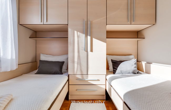 Apartamento de 3 quartos em Jasenice com piscina e terraço - Foto 19