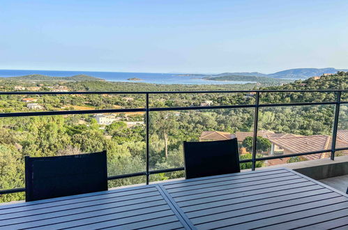 Foto 4 - Casa de 4 habitaciones en Zonza con piscina y vistas al mar